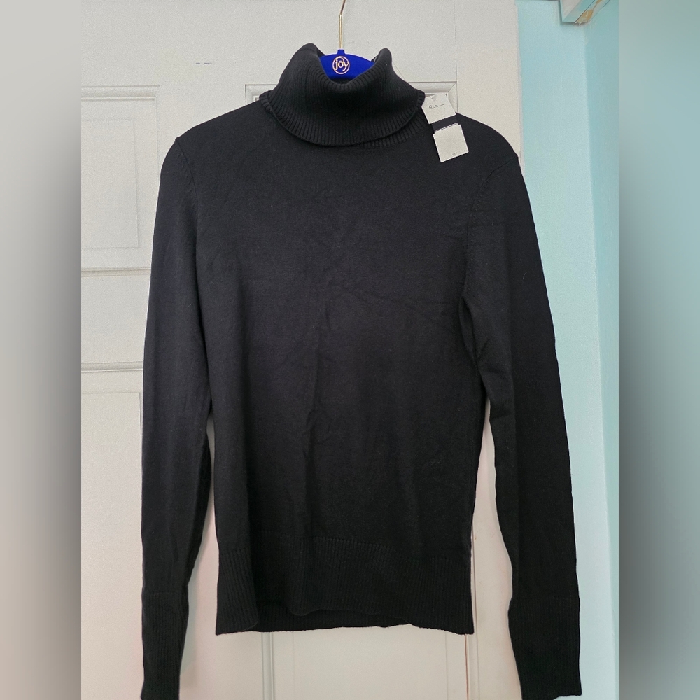 Banana Republic Women Black Turtleneck Sweater, NWT